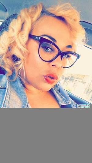 Akiliahightower32 profile