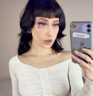 Alexakittyxxx profile