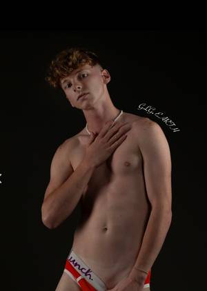 Alex Fox profile