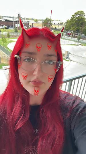 Allisinhadez profile