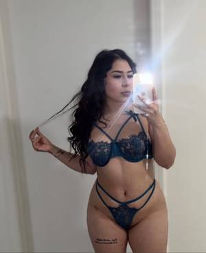 Laura Canizal profile