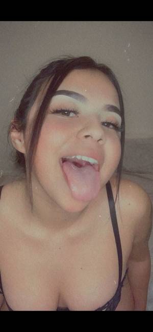 Babyyrosexoxo profile