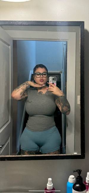 ur korean step-mommy profile