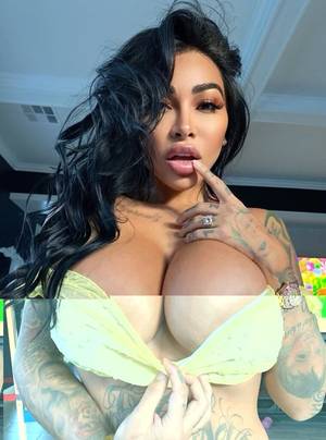 Brittanya2horny profile