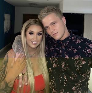 Chloeenjerry profile