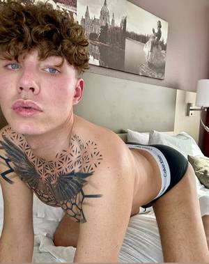 Chrislegal profile