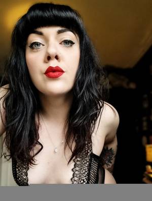 Cinderbellend profile