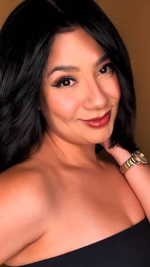 Closertocelina profile