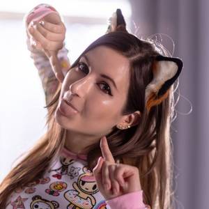 Connyfox profile