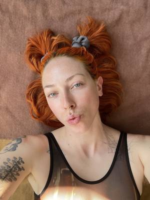 Ur Sweet Tall Tattooed Kinky Girlfriend profile