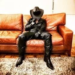 Crisleathermx profile