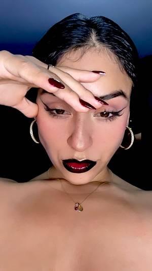 Danaereyes18 profile