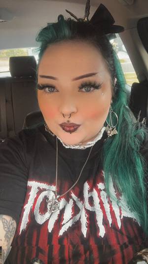 Deadlydaisyyy profile