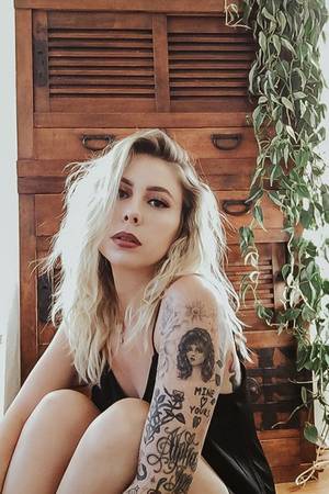 Debbiecakes420 profile