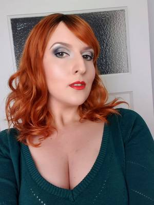 Dominamissleonie profile