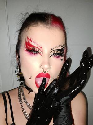 Evilgothbunny profile