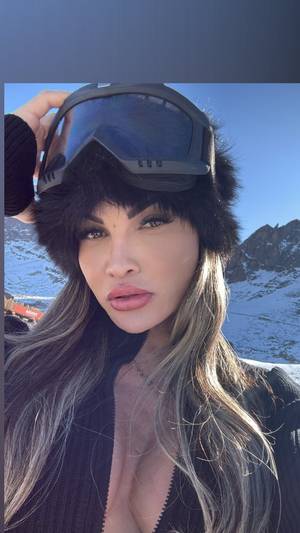 Fabyzinhaoficial profile