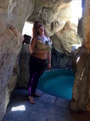 Fivedollarhug profile