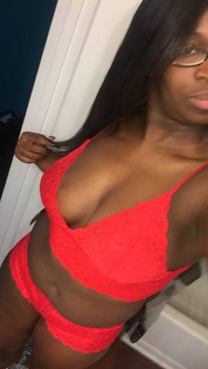 Genevamonshay profile