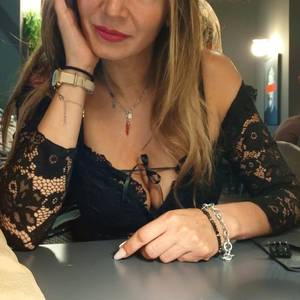 Giulia Leone profile