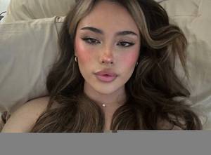 Hennysgummies profile