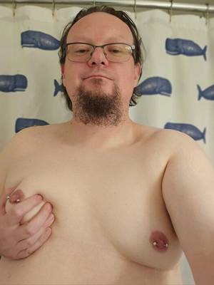 Holeycrimson profile