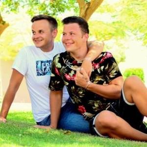 Hotgaycouple profile