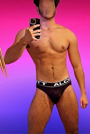 🇮🇹Italian Risky Boy🔥 profile