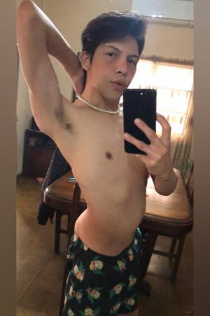 Jhonyourskinnyboy profile