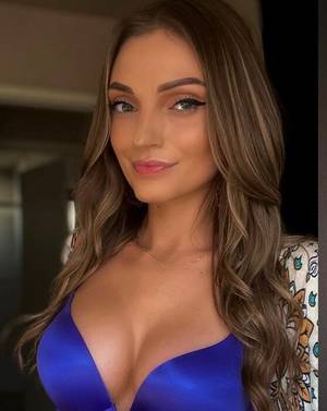 Kenziielovee profile