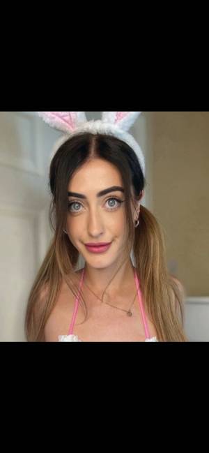 Larnaronlyfans profile