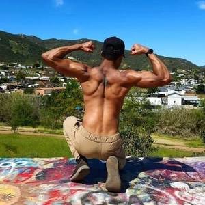 Lastmanonvenus profile