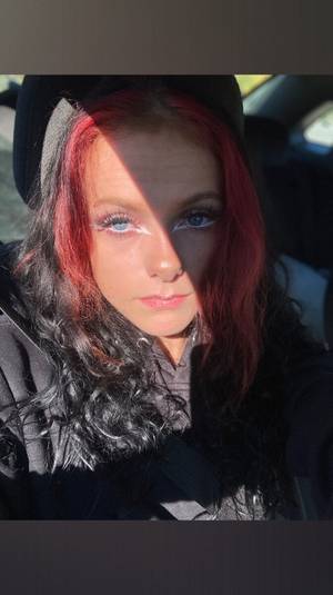 Letsgetwettt profile