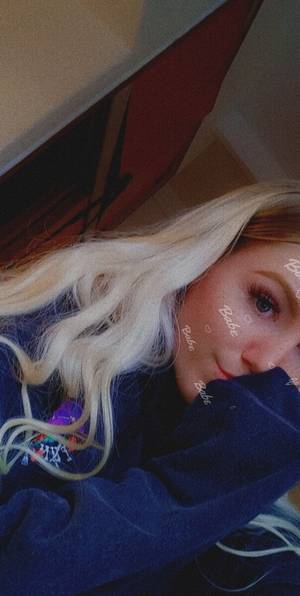 Lilmisspeachyxox profile