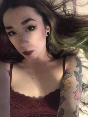 Littlebodybigheart94 profile