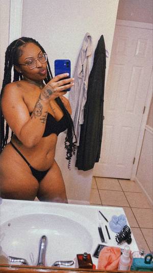 Lovelyrozay profile