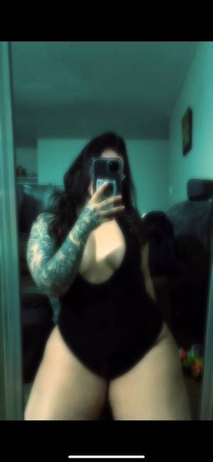 Marleneesined profile