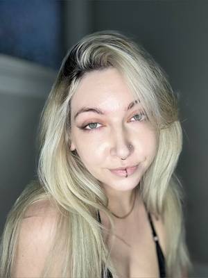 Meaghanisdead profile