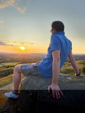 Meandhimonline profile