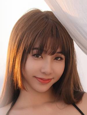 吳夢夢 MONA profile