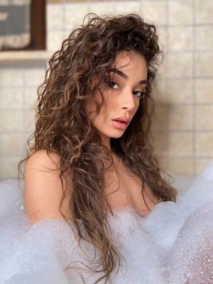 Naomivignoni profile