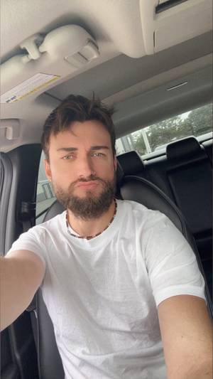 Onlylnewolfe profile