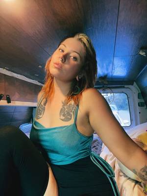 Prettypoppyxo profile