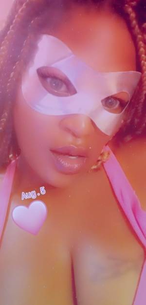 Queencarmel9 profile