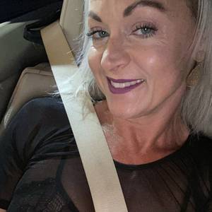 Reallvhousewife profile