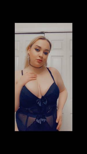 Rosefeatherr profile