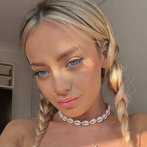 Scarlett👸🏼 profile