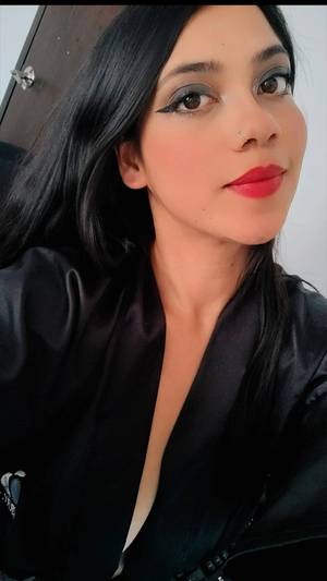 Scarletthott2 profile