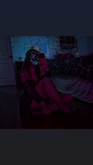 Stonerbitchh256 profile