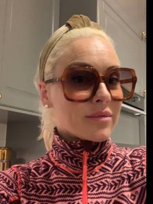 Swedishpetitmom profile